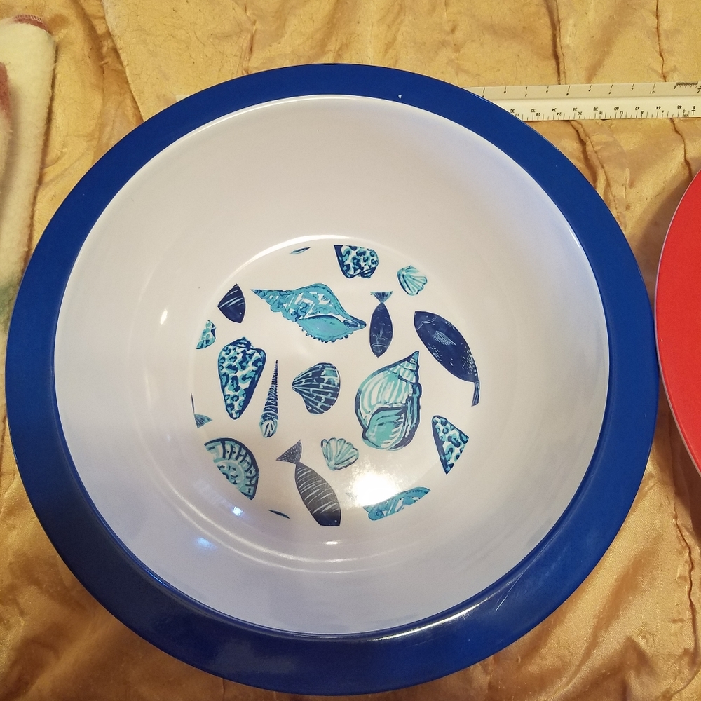 Bowls 
Hard plastic bowls 
One red with pictures o - Picture 6 of 10